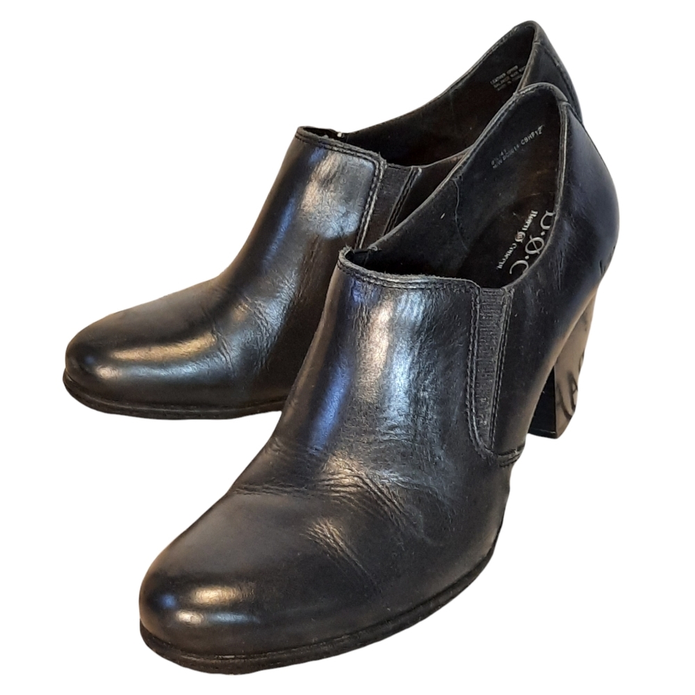 B.O.C.Black Leather Shootie Size 9 1/2